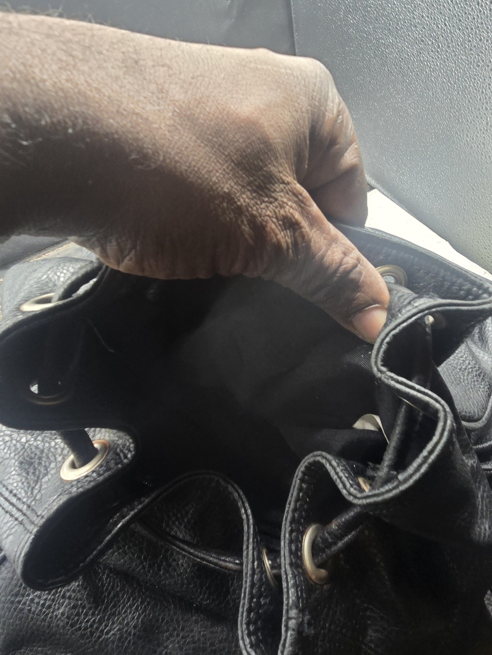 GUESS Black Leather Backpack - Textured Drawstring Rucksack - Picture 6 of 6